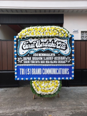 Papan Bunga Duka di Tangkan